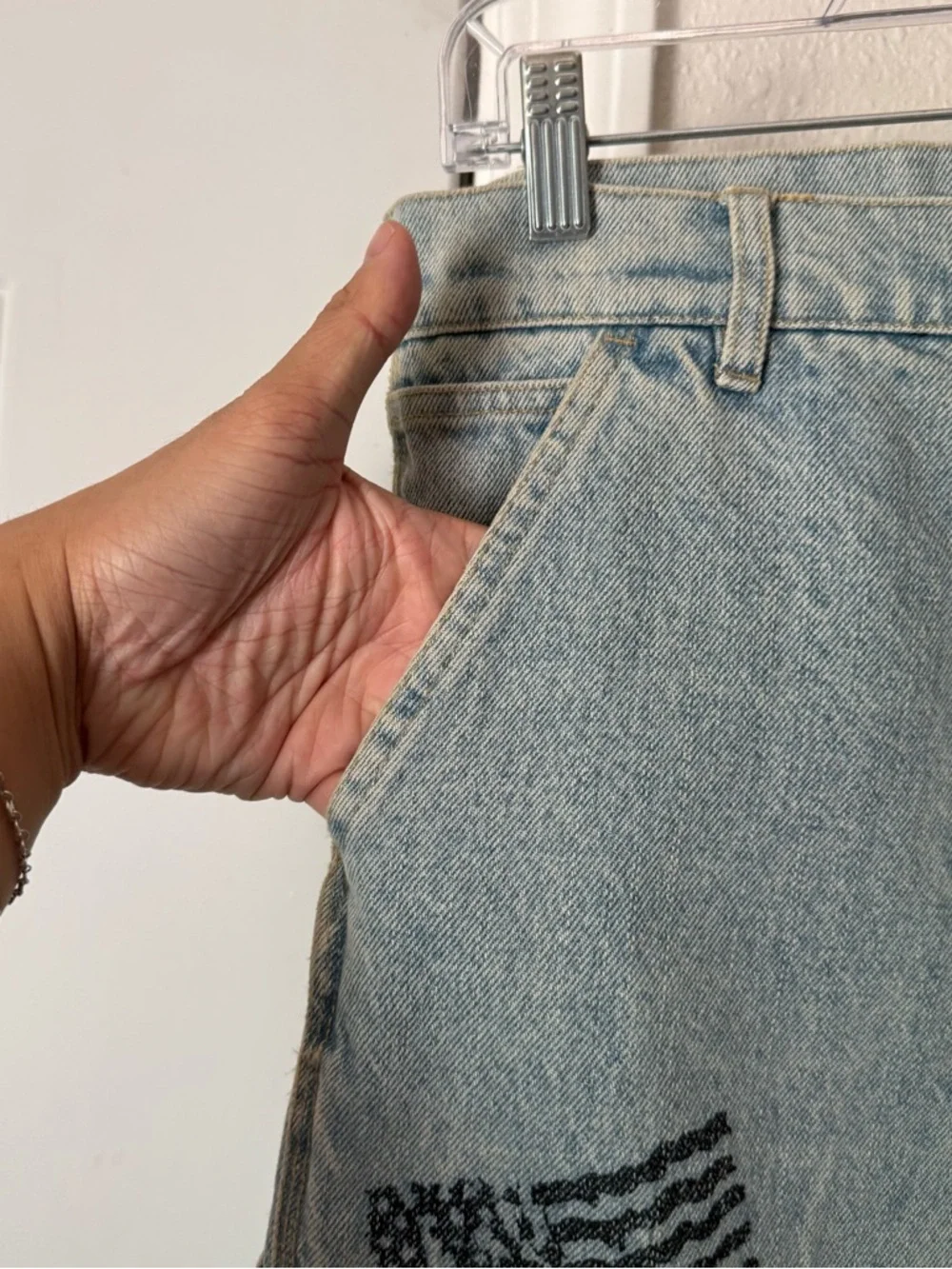 CIVIL REGIME men’s blue utility hand painted contrast rose slim straight jeans‎